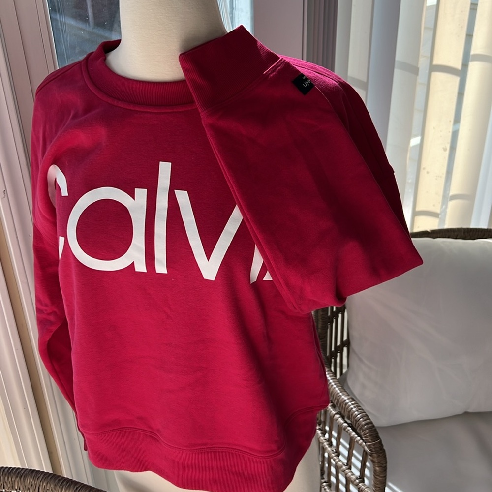 Calvin Klein sweater Fushia color size small - Picture 4 of 4